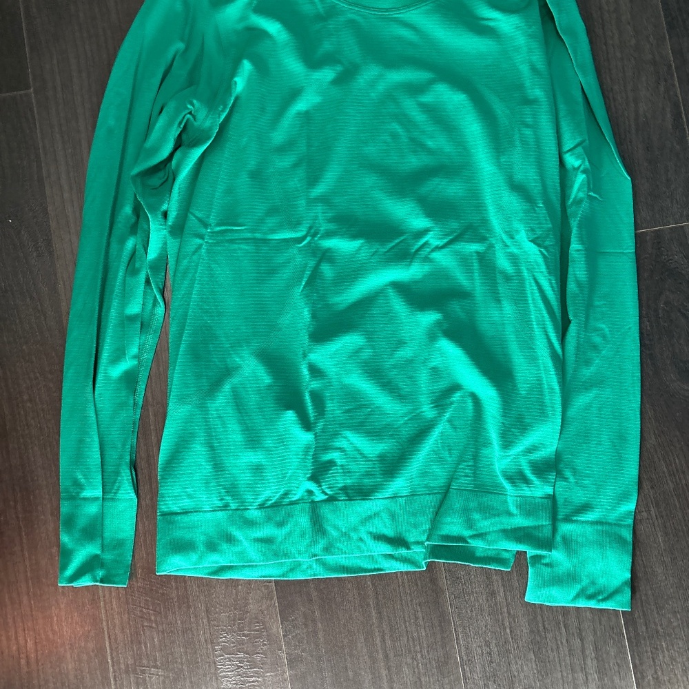 Lululemon swiftly tech relaxed fit